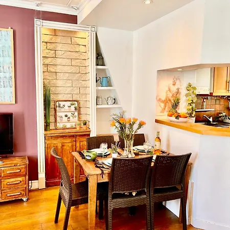 De 3 P, Baroque Et Vues Sur Toits Du Marais Apartment