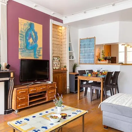 Apartment De 3 P, Baroque Et Vues Sur Toits Du Marais