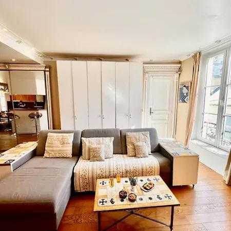 De 3 P, Baroque Et Vues Sur Toits Du Marais Apartment