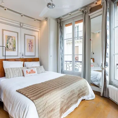 De 3 P, Baroque Et Vues Sur Toits Du Marais Apartment